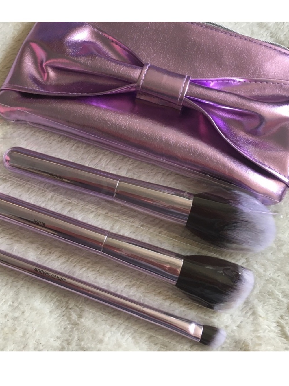 It Cosmetics Multitasking Brush Set & Bag You Do It All Chrome Purple NWT